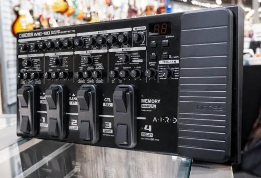 BOSS - ME-90 Guitar Multi-Effects Processor 2